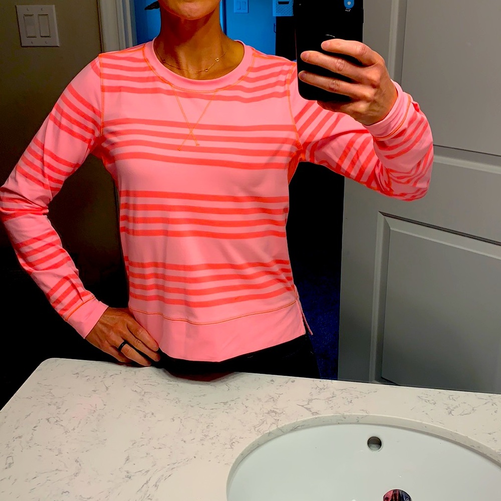 LuluLemon active wear top